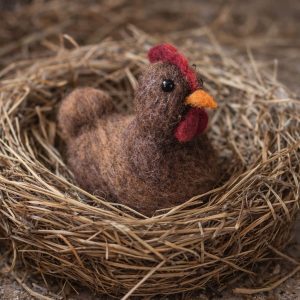 Kip-Paaskip-DIY-naaldvilten-vilten-wollenkip-boerderijdieren-vilten-crea-handwerken-boerderij-boer-ei