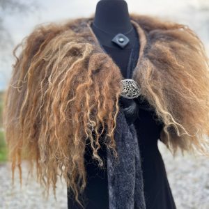 Drents-heideschaap-gevilt-felted-handmade-costume-collar-bontje-no-kill-ginger-handcraft-ambacht-vilten-vachtvilten