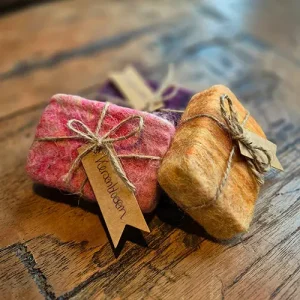 Set van 3 gevilte zeepjes